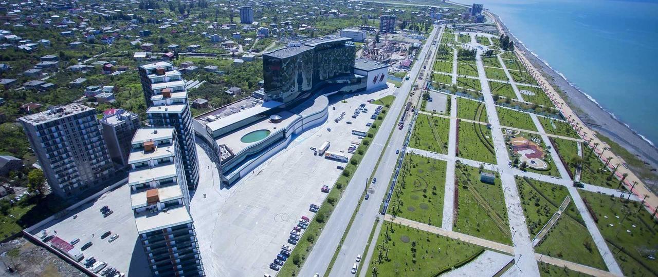 Metro City Batumi Residence Esterno foto